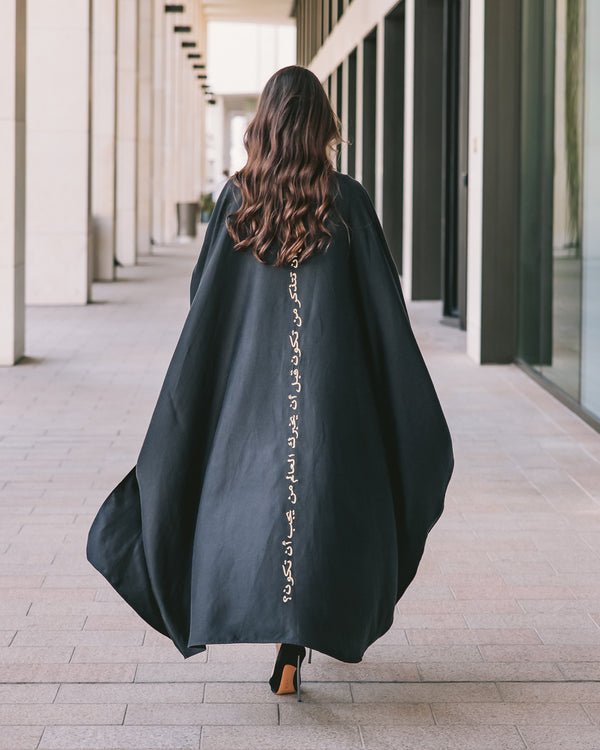 Abaya with classic sleeves